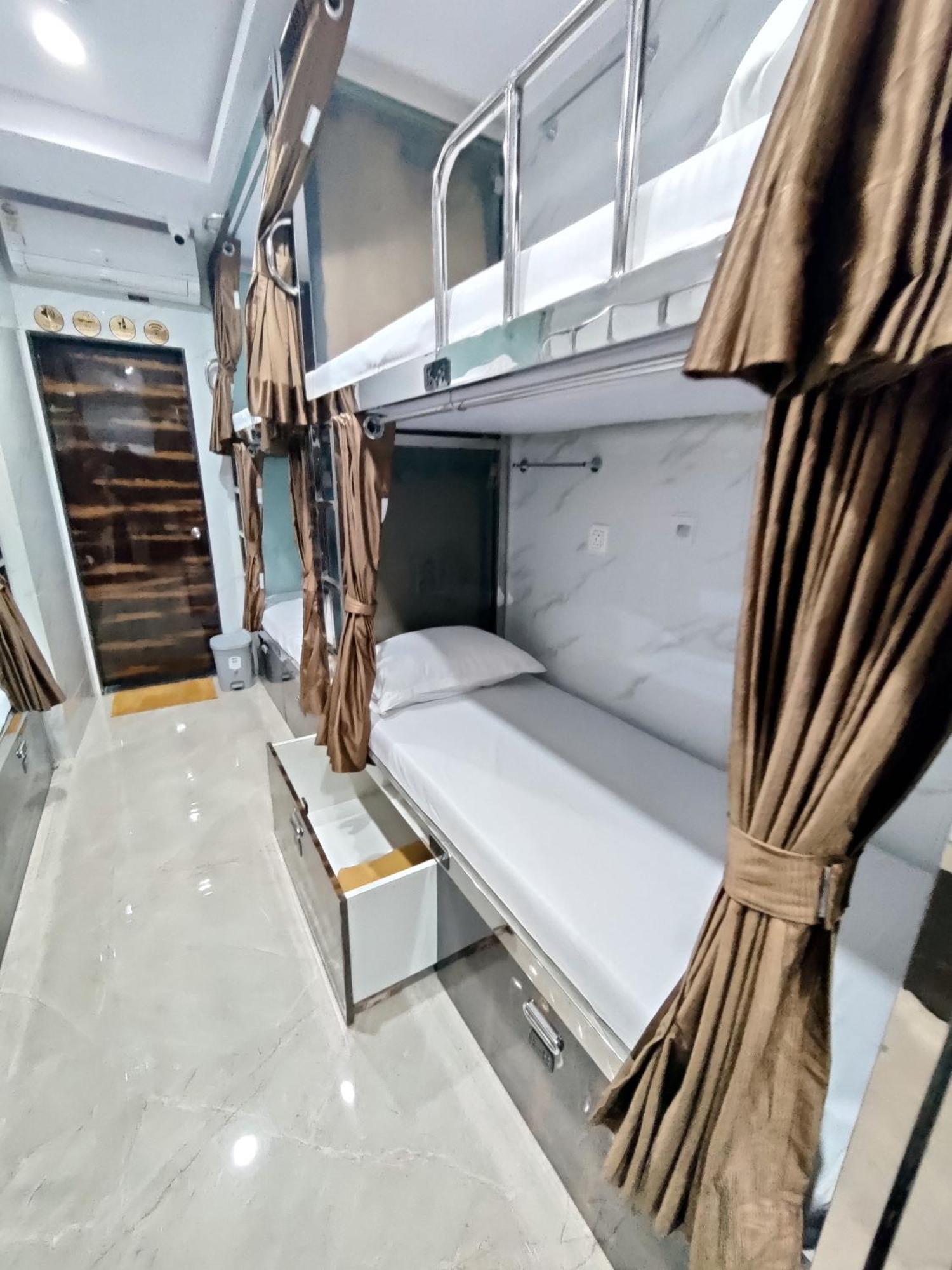 Hotel Comfy Inn Mumbai Exterior photo
